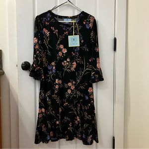 NWT CeCe Flower Dress - L